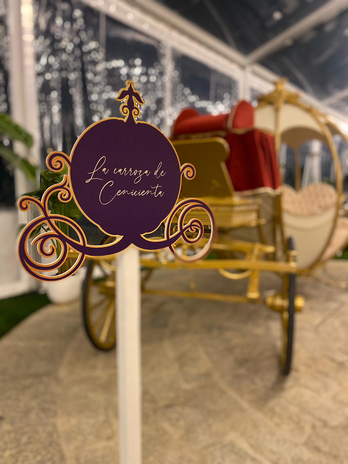 Celebration Royal Hotel — Disney Destinations - Imagen 1